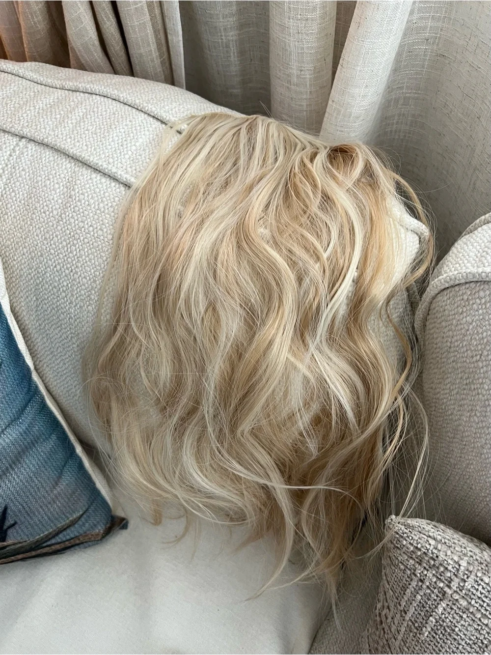 Blonde Wavy 4 Separate Clip-In Hair Extension Beautful Blonde shade